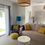 Villa Charming With Private Poll Alcobaça