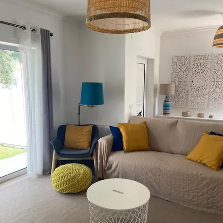 Villa Charming With Private Poll Alcobaca